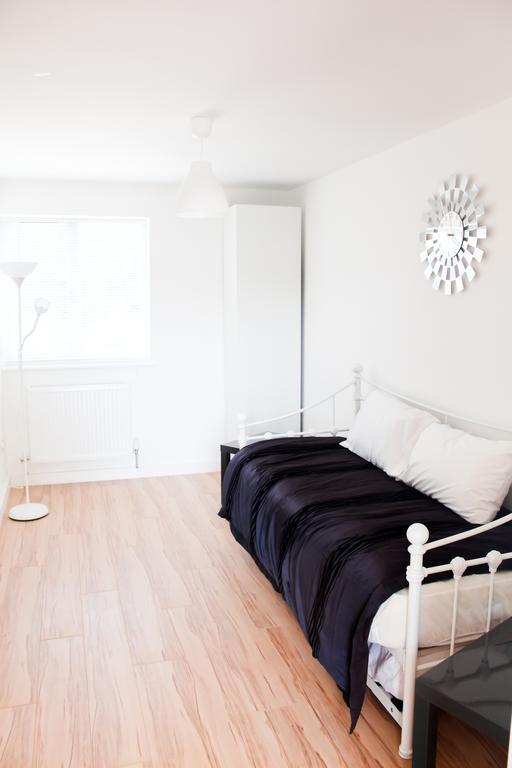 Lux Apartment room 3